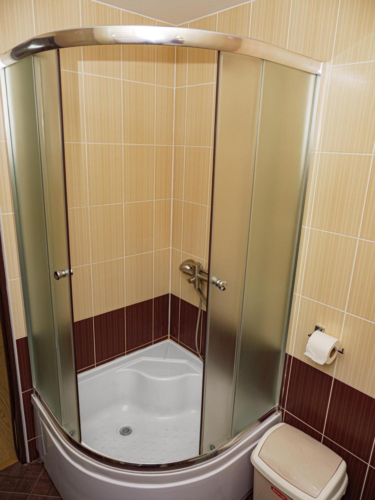 Оаза Hotel Dragobrat Bagian luar foto